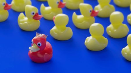 igor-omilaev-VyD_UzTDm9o-unsplash-min